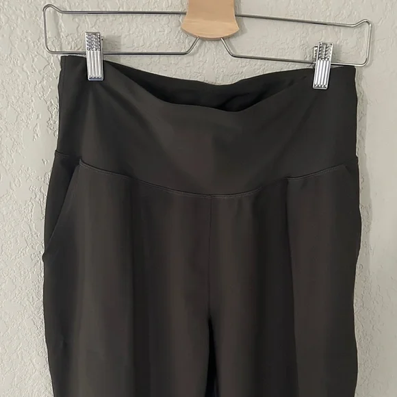 Old Navy Forrest Green Women's Jogger Size L - Picture 3 of 6